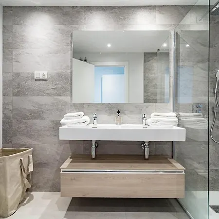 Apartment Lme14.4a Spacious Luxury Family