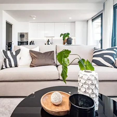 Lme144a Spacious & Luxury Family *